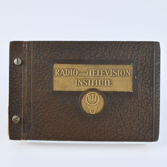 Radio and Television Institute Service Manual Bremer-Tully Receivers Book Vintag - Picture 1 of 7